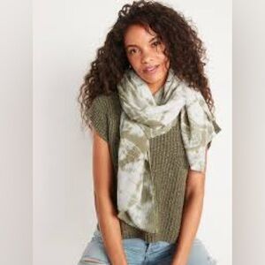 Old Navy Crinkle-Textured Tie-Dyed Gauze Scarf - Olive - NWT